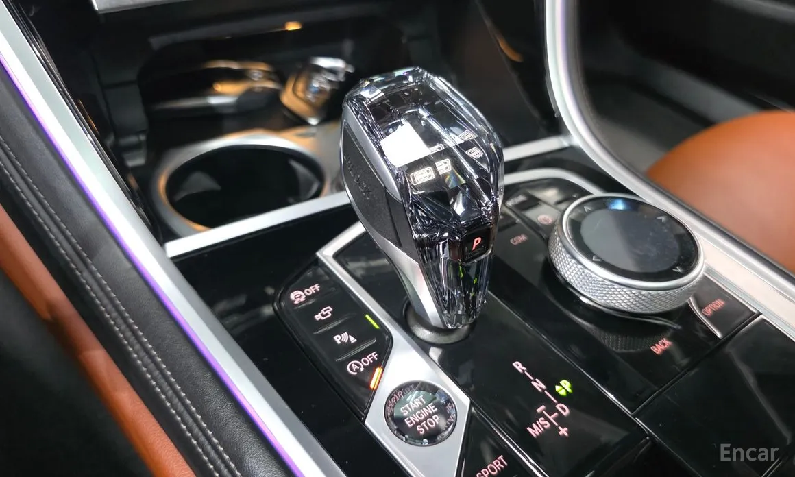 Фото 9 - BMW 8 Series