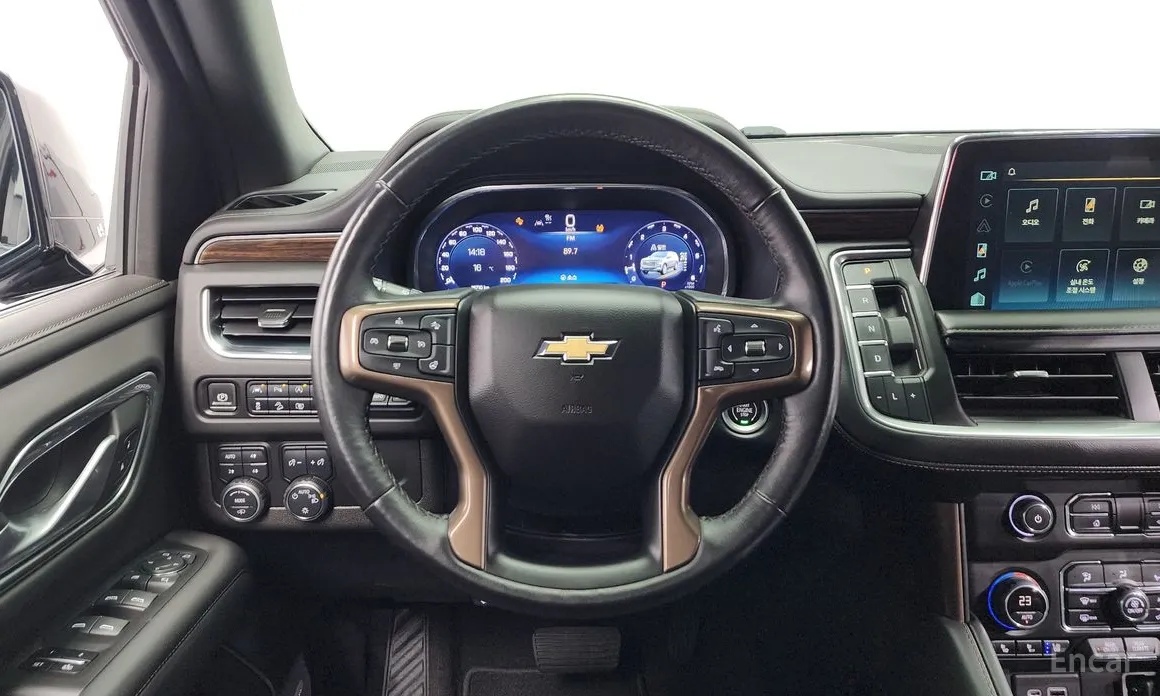 Фото 13 - Chevrolet Tahoe