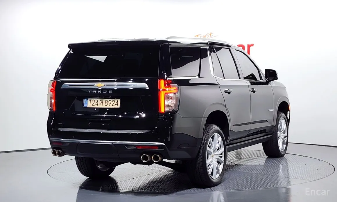 Фото 2 - Chevrolet Tahoe