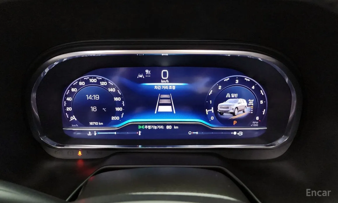 Фото 8 - Chevrolet Tahoe