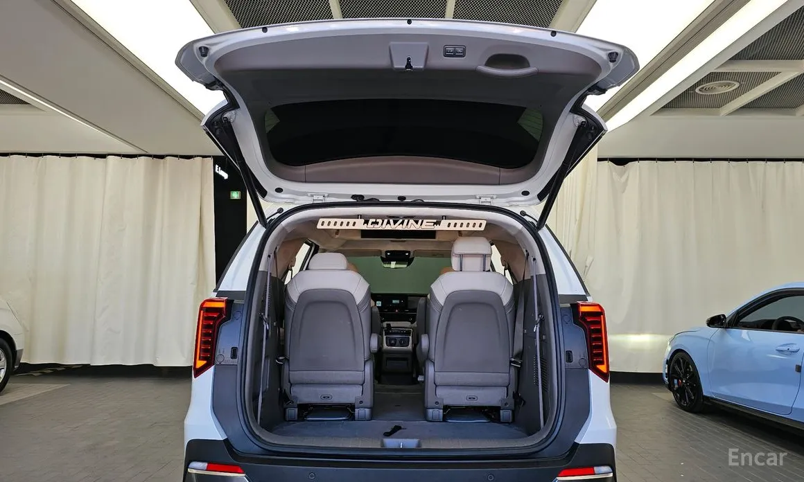 Фото 20 - Kia Carnival