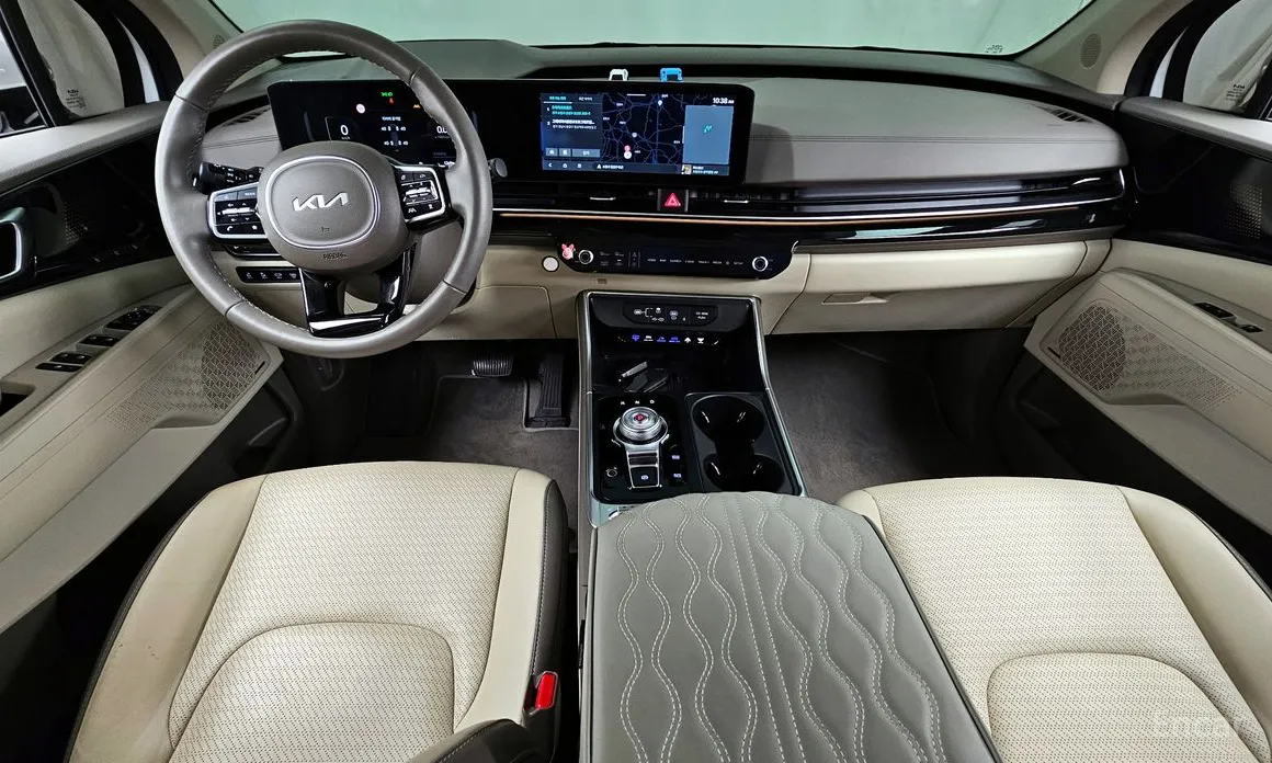 Фото 7 - Kia Carnival