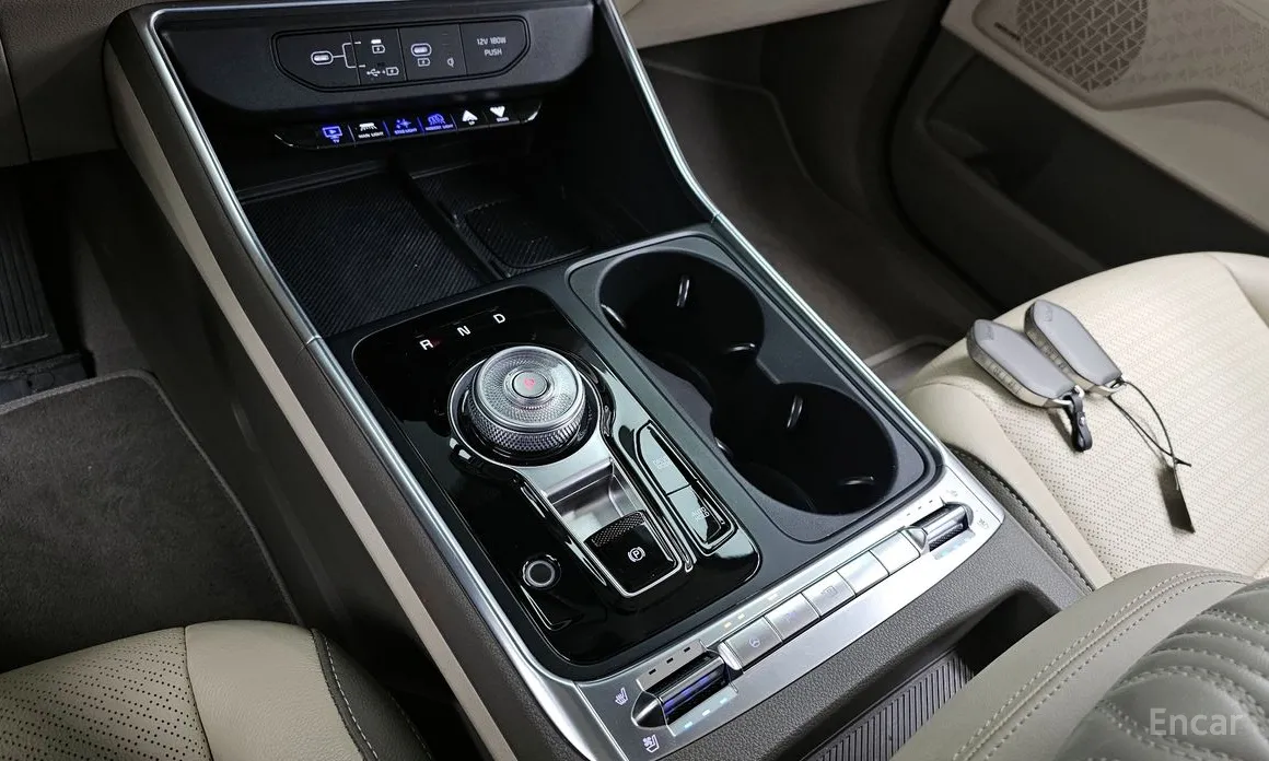 Фото 9 - Kia Carnival