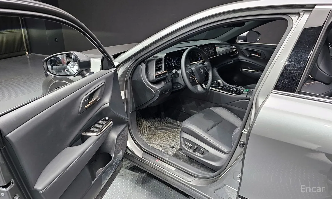 Фото 11 - Toyota Crown