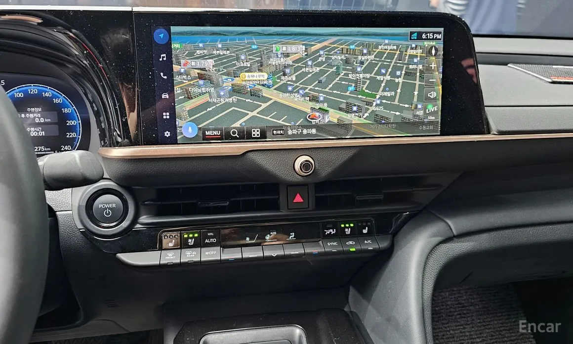 Фото 14 - Toyota Crown