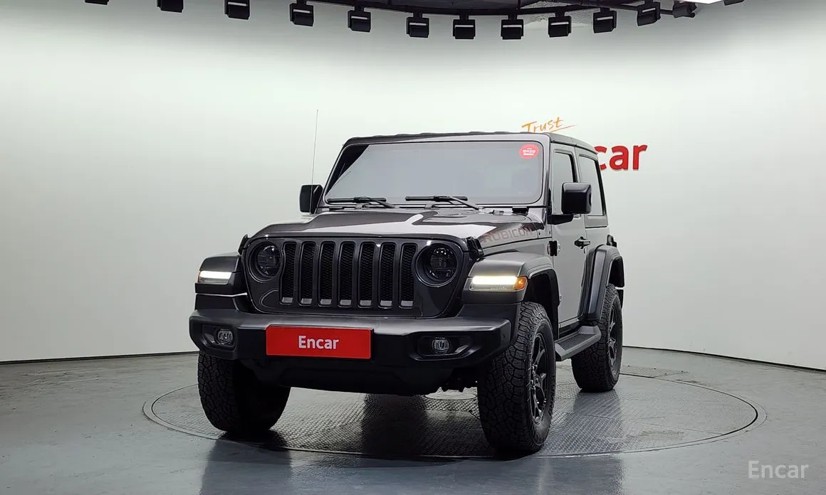 Фото 3 - Jeep Wrangler