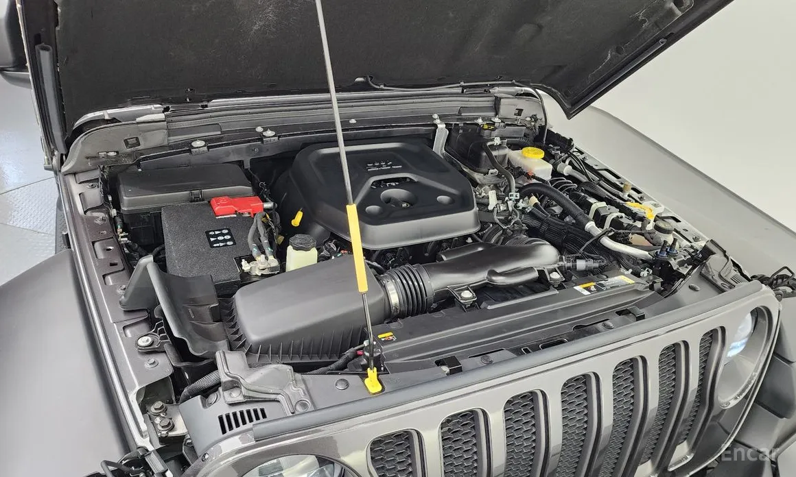 Фото 6 - Jeep Wrangler