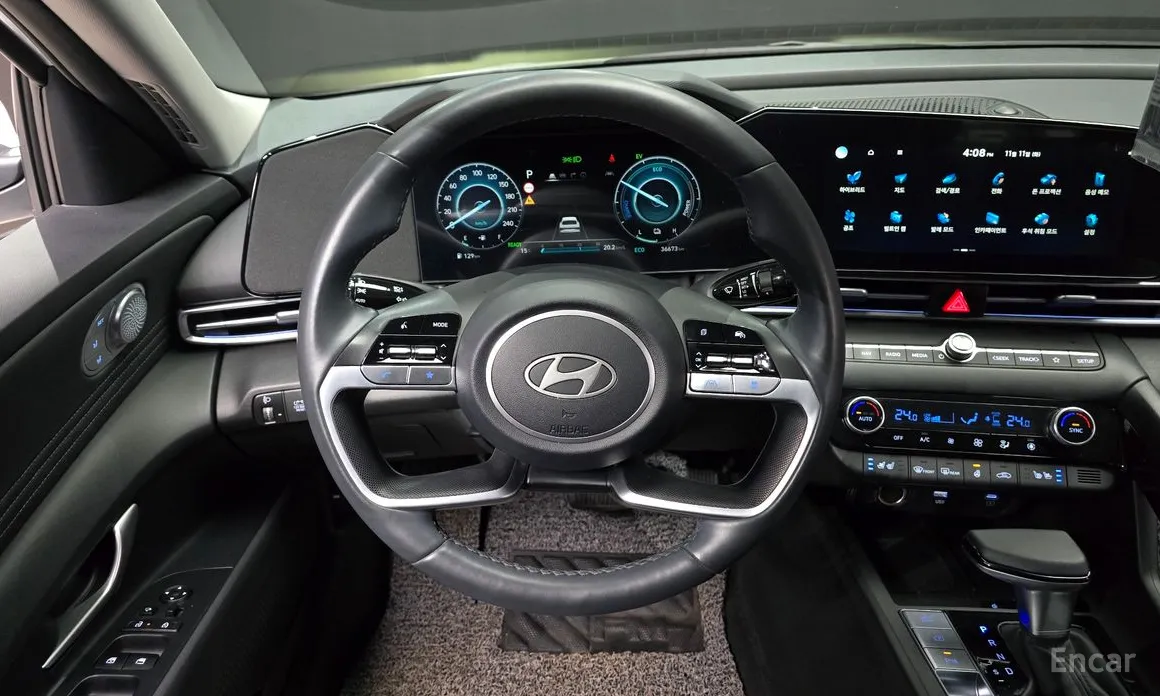 Фото 13 - Hyundai Avante