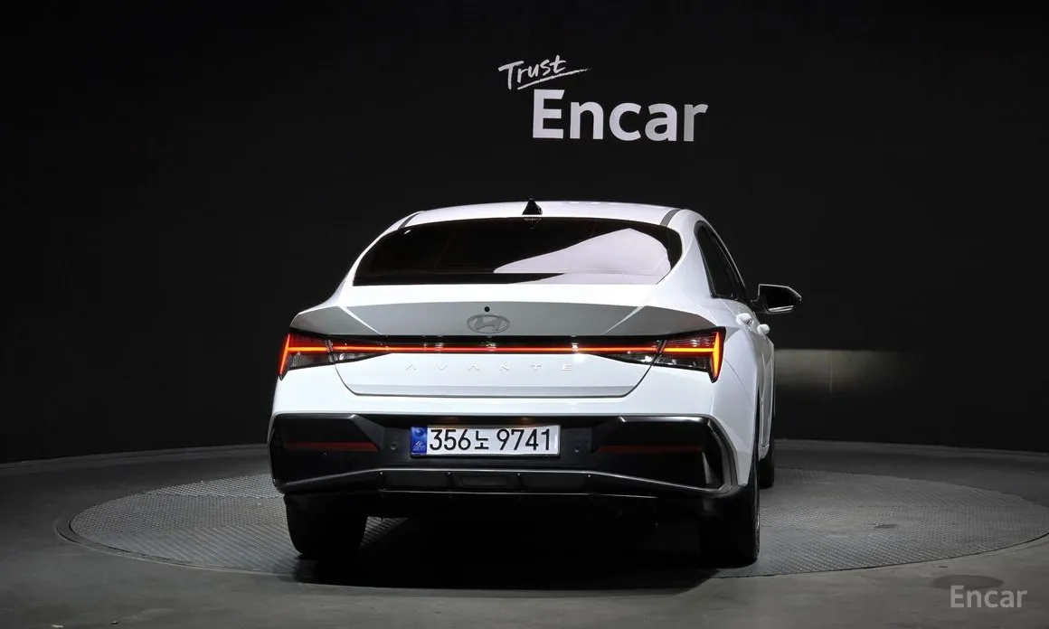 Фото 4 - Hyundai Avante