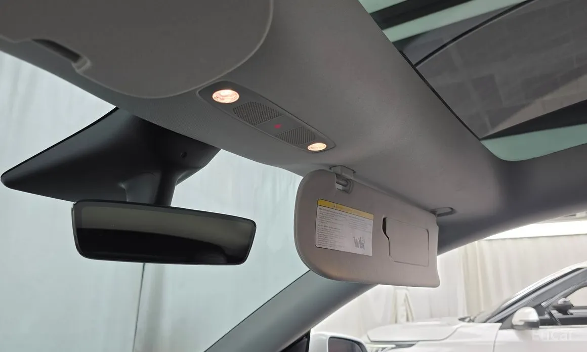 Фото 17 - Tesla Model Y