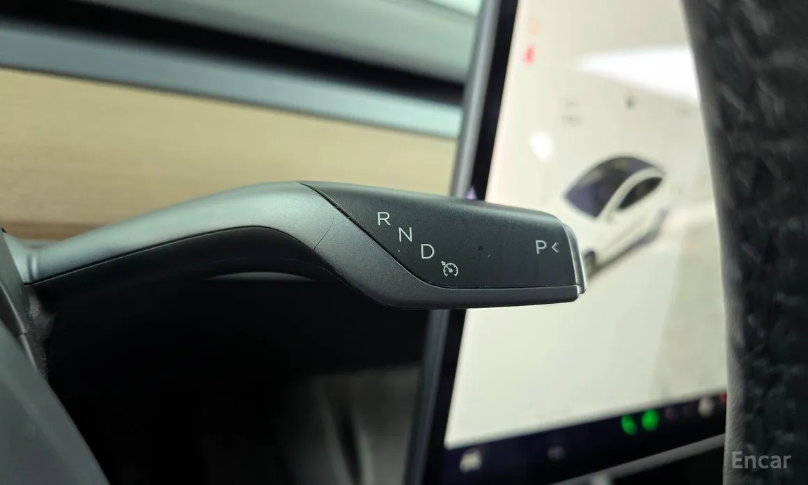 Фото 9 - Tesla Model Y