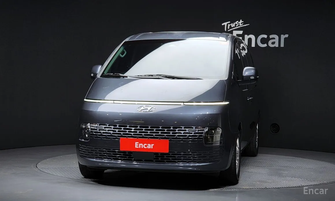 Фото 3 - Hyundai Staria