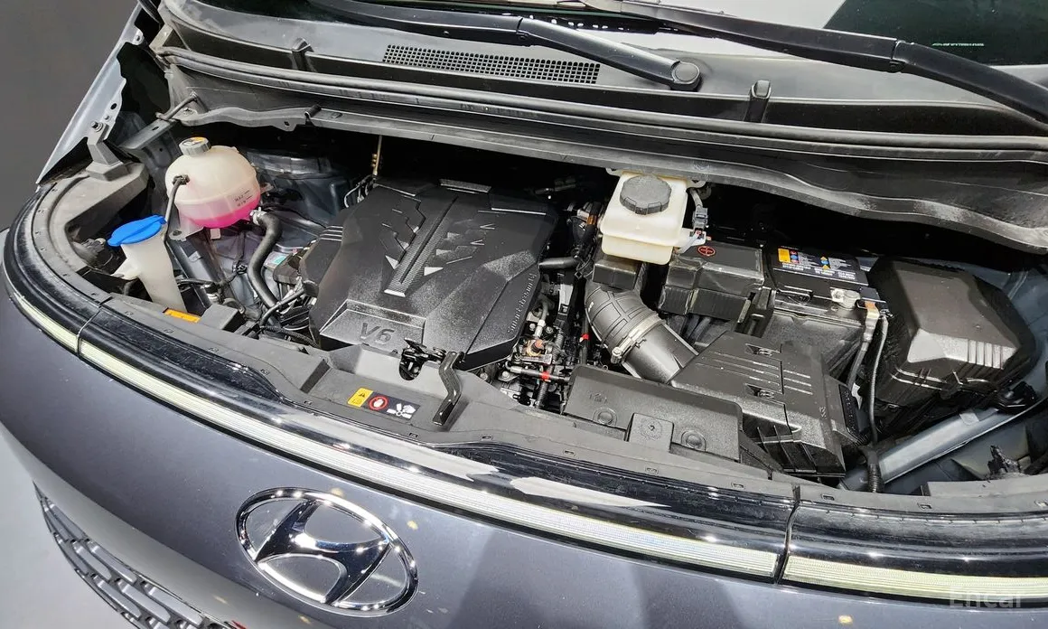 Фото 6 - Hyundai Staria