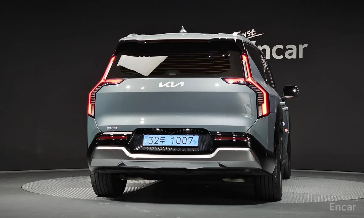 Фото 4 - Kia EV9