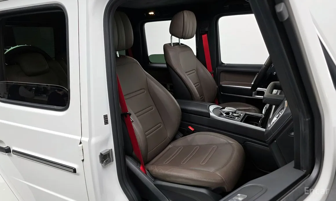 Фото 10 - Mercedes-Benz G-Class