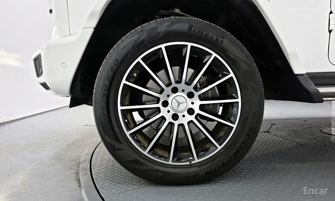 Фото 5 - Mercedes-Benz G-Class