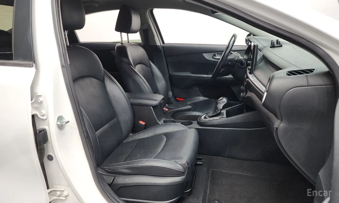 Фото 11 - Kia K3