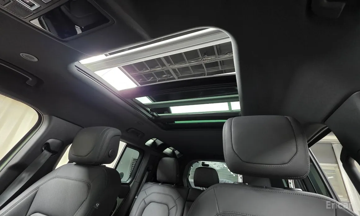 Фото 12 - Land Rover Defender