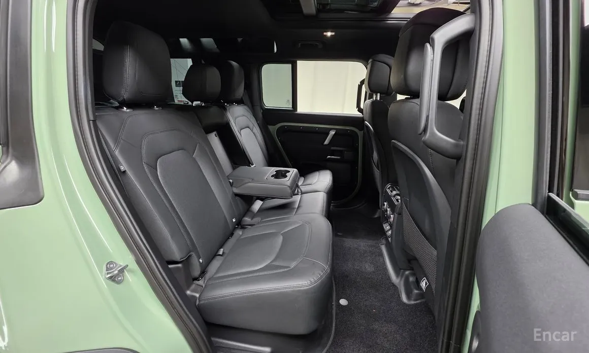 Фото 20 - Land Rover Defender