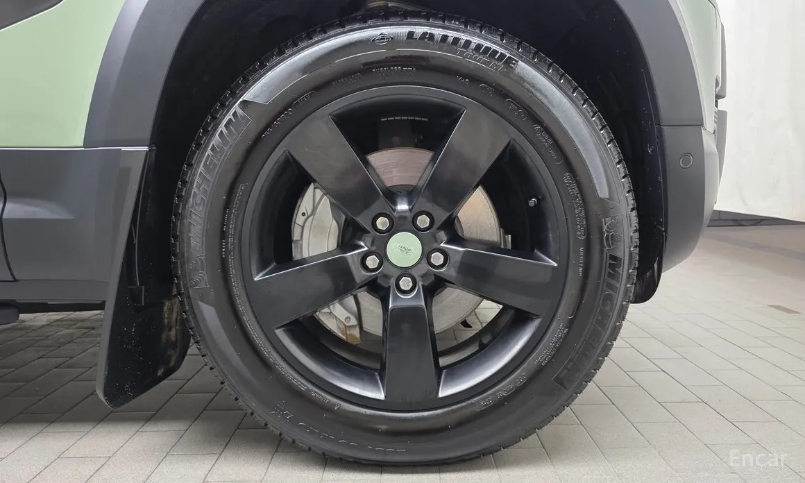 Фото 5 - Land Rover Defender