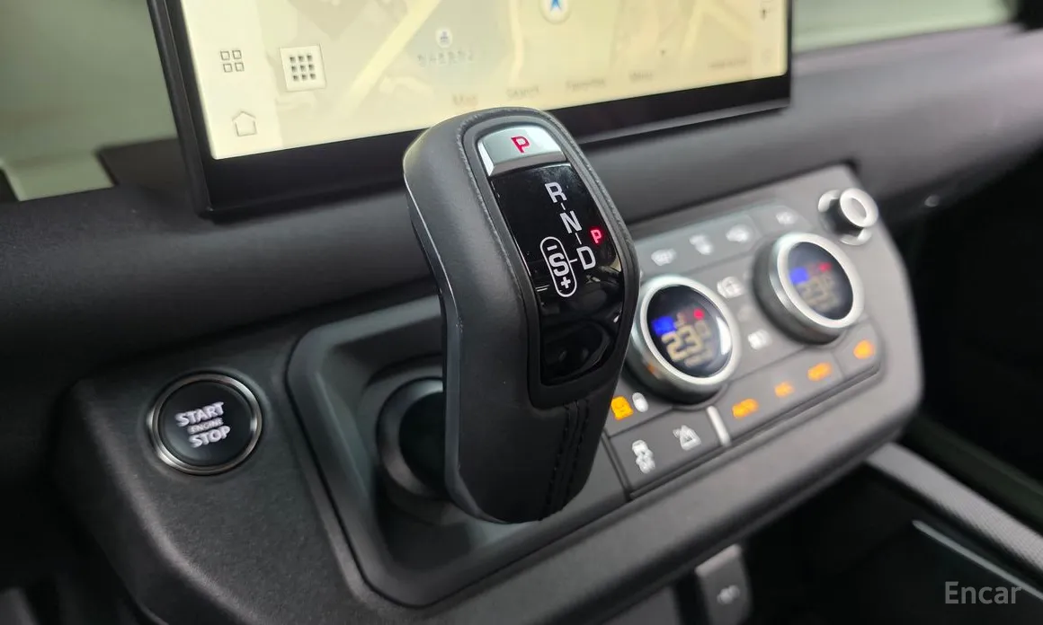 Фото 9 - Land Rover Defender