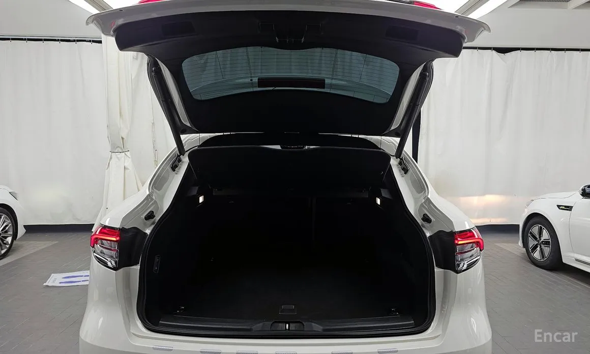 Фото 20 - Maserati Levante