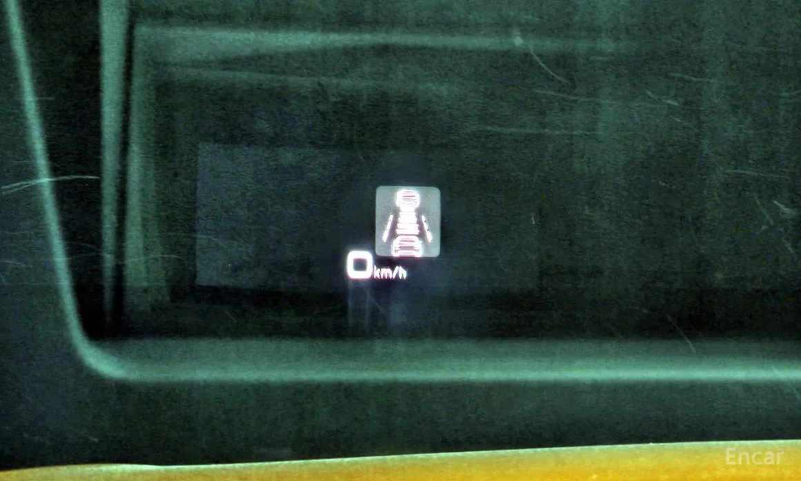 Фото 14 - Audi Q8