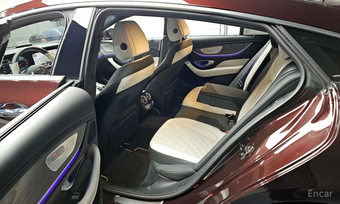 Фото 11 - Mercedes-Benz AMG GT