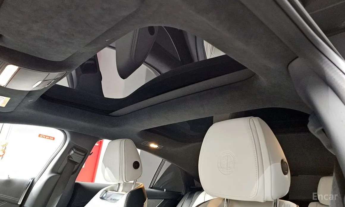 Фото 20 - Mercedes-Benz AMG GT