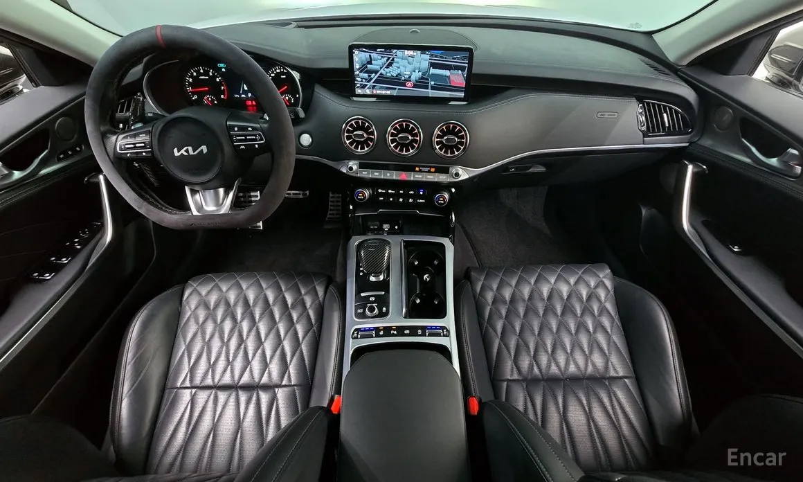 Фото 7 - Kia Stinger