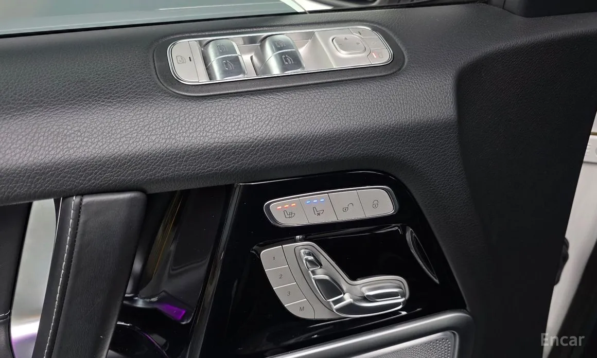 Фото 13 - Mercedes-Benz G-Class