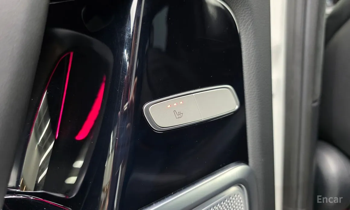 Фото 18 - Mercedes-Benz G-Class