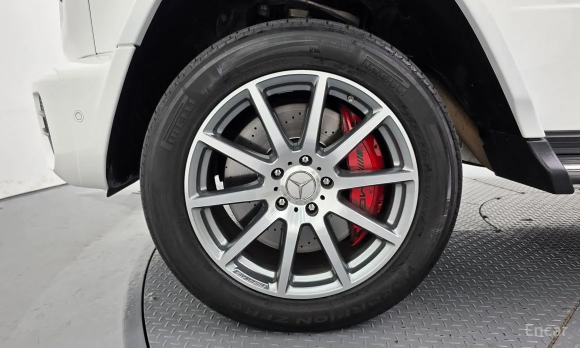 Фото 5 - Mercedes-Benz G-Class