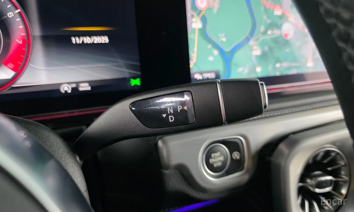 Фото 9 - Mercedes-Benz G-Class