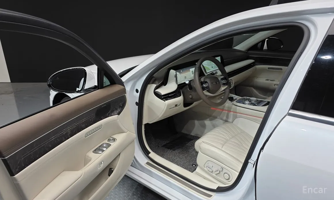 Фото 10 - Genesis G90