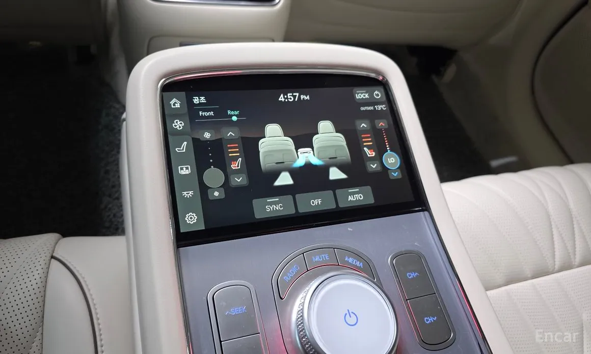 Фото 18 - Genesis G90