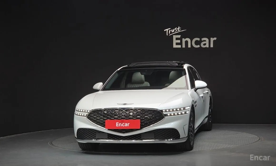 Фото 3 - Genesis G90