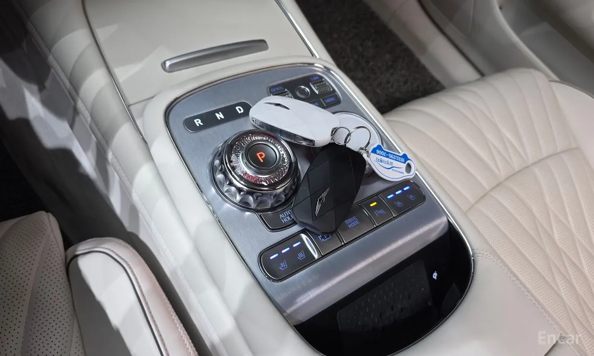 Фото 9 - Genesis G90