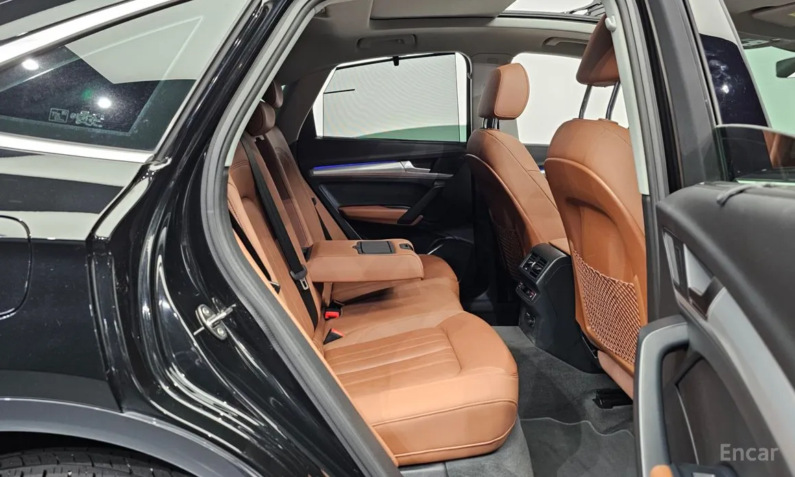 Фото 12 - Audi Q5