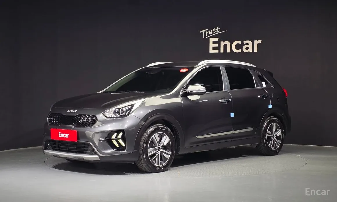 Фото 1 - Kia Niro