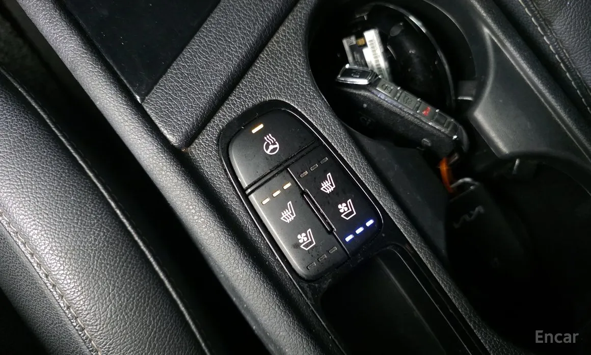 Фото 18 - Kia Niro