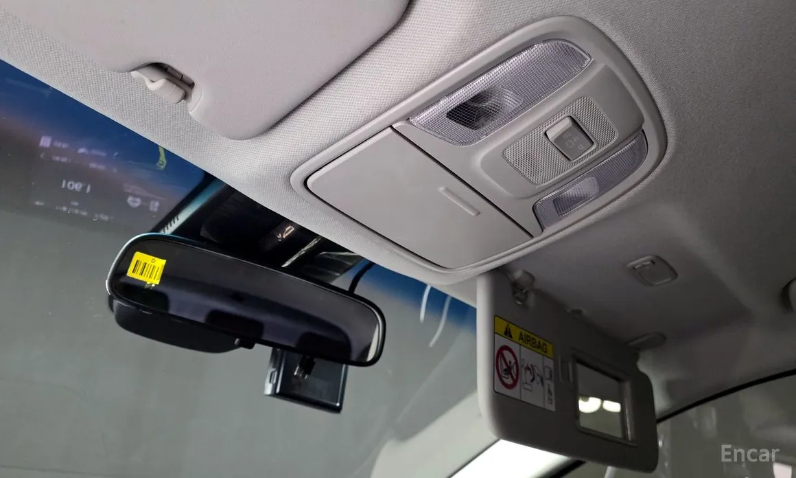 Фото 19 - Kia Niro