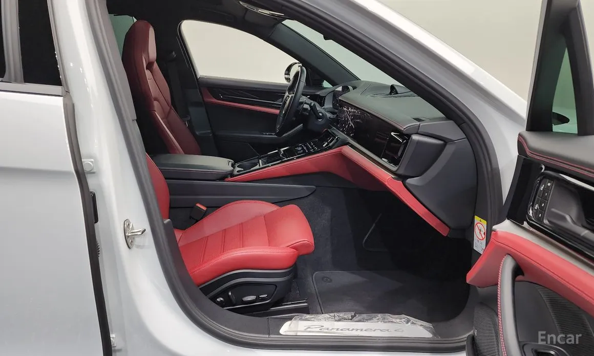 Фото 11 - Porsche Panamera