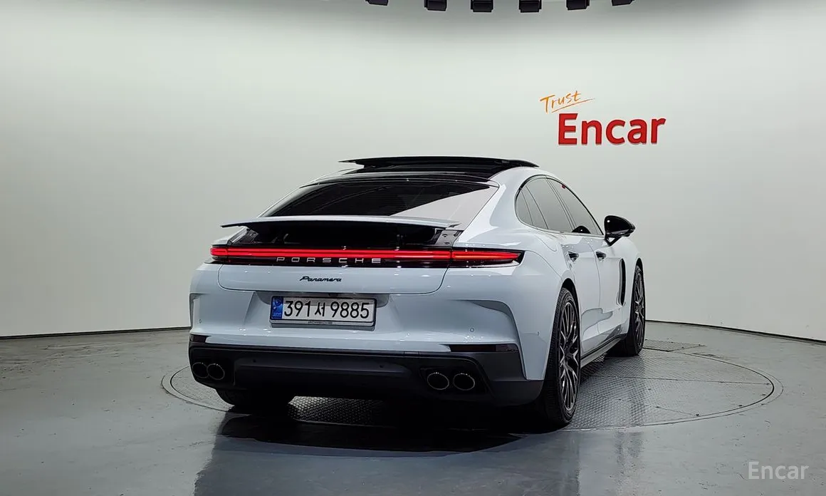 Фото 4 - Porsche Panamera