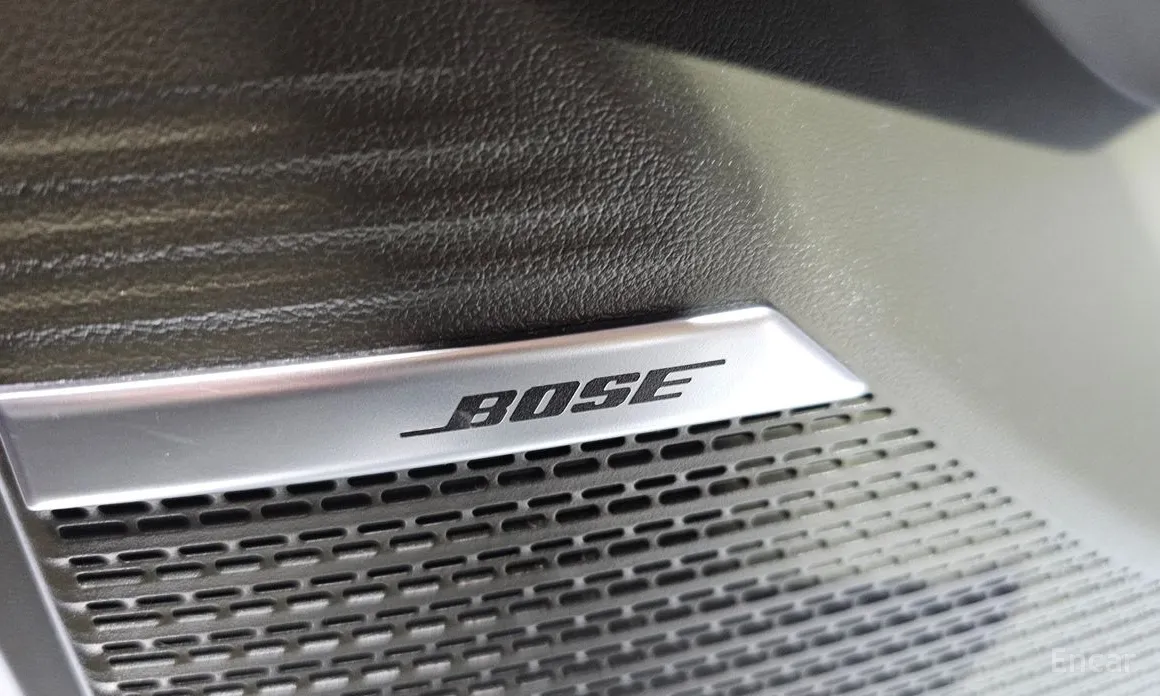 Фото 12 - Hyundai Santa Fe