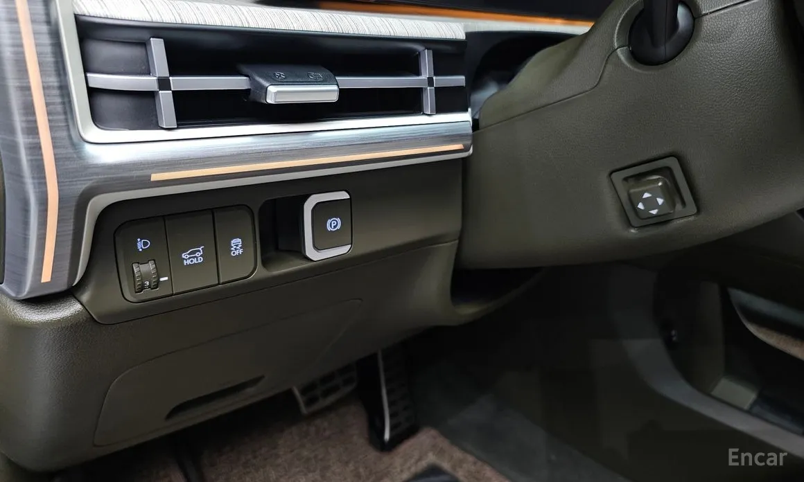 Фото 13 - Hyundai Santa Fe