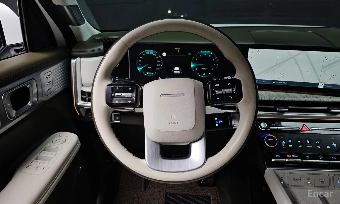 Фото 14 - Hyundai Santa Fe