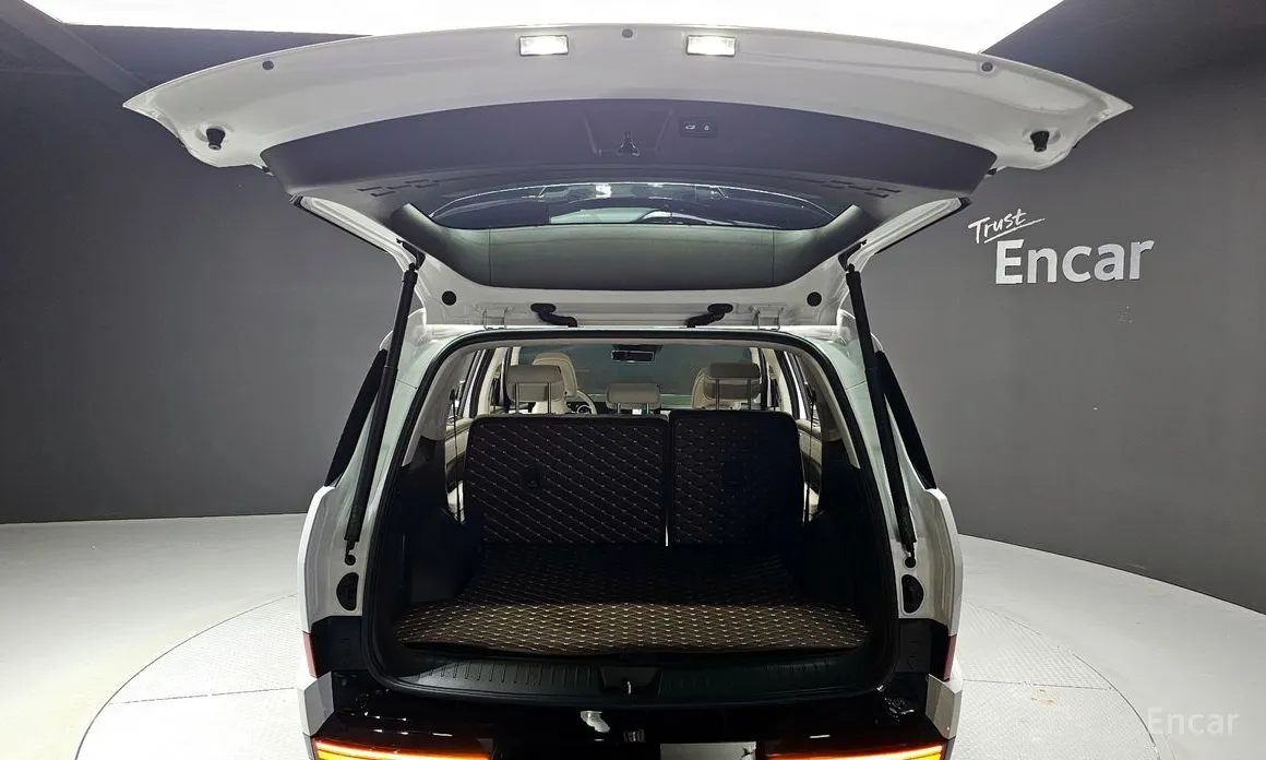 Фото 20 - Hyundai Santa Fe