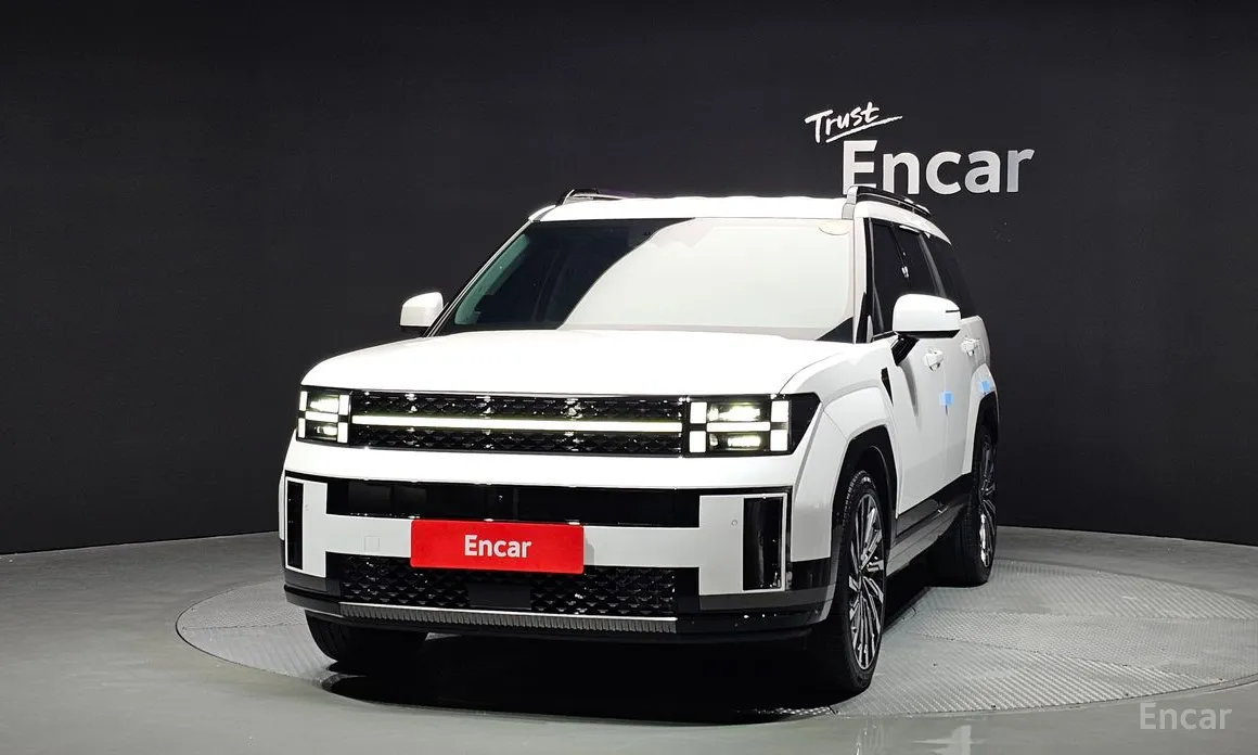 Фото 3 - Hyundai Santa Fe