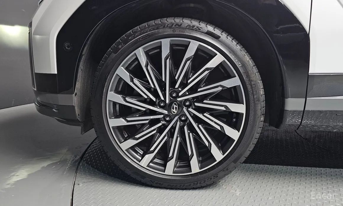 Фото 5 - Hyundai Santa Fe